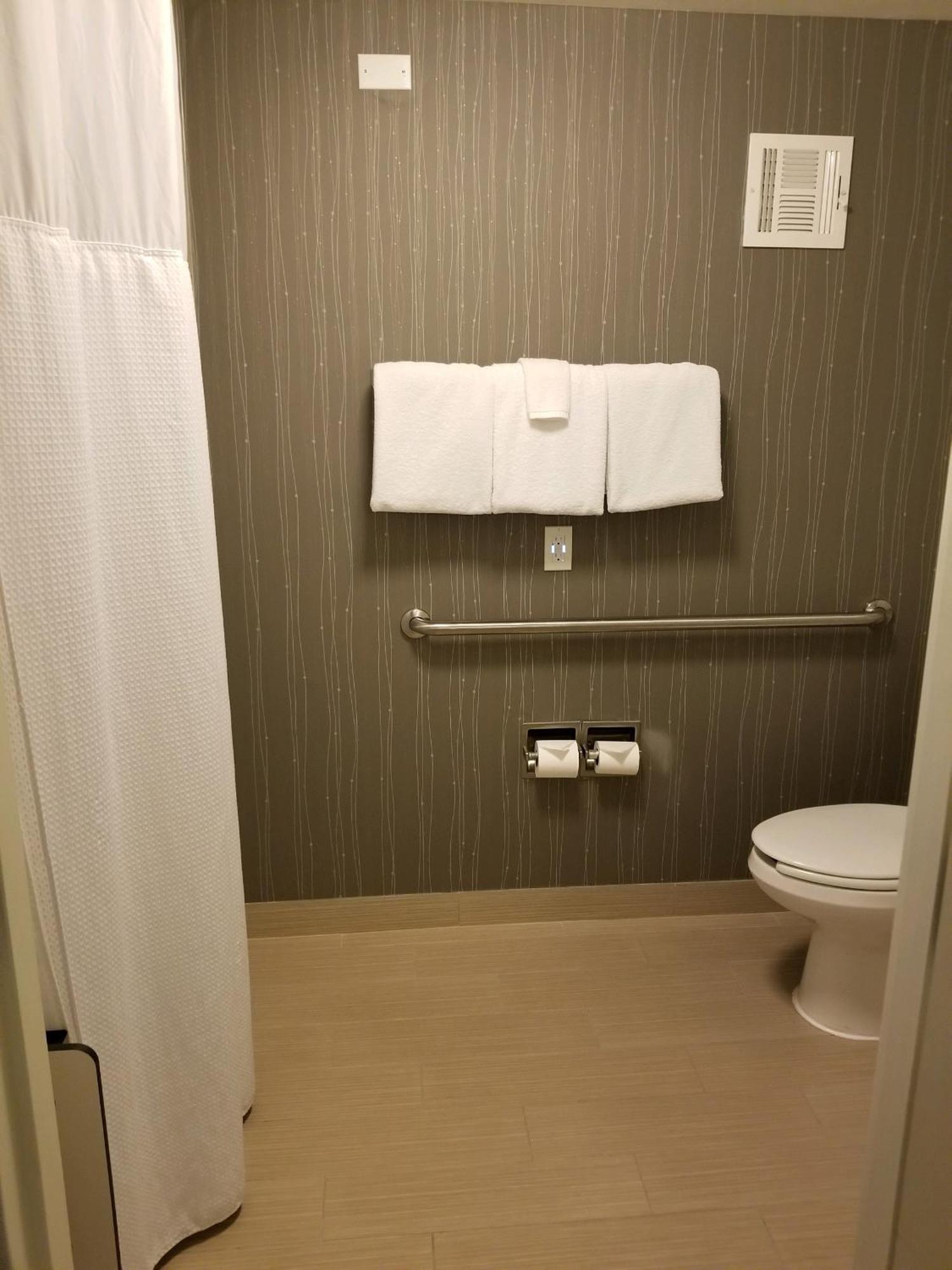 Courtyard By Marriott Livermore Bagian luar foto