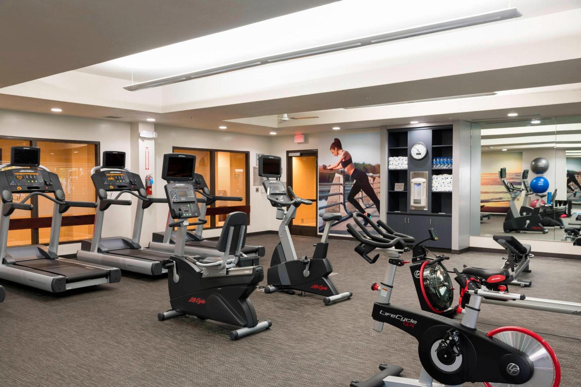 Courtyard By Marriott Livermore Bagian luar foto