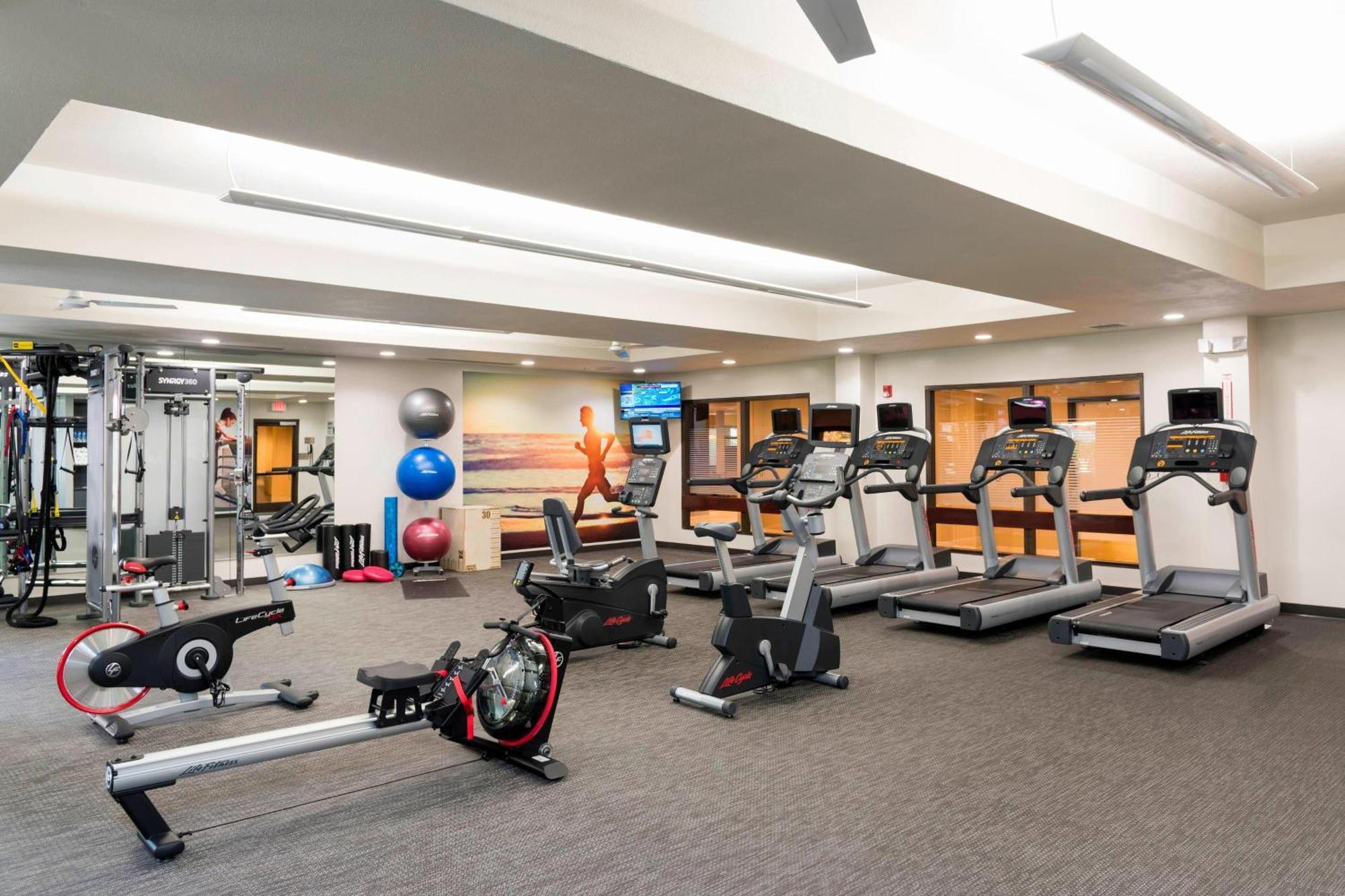 Courtyard By Marriott Livermore Bagian luar foto