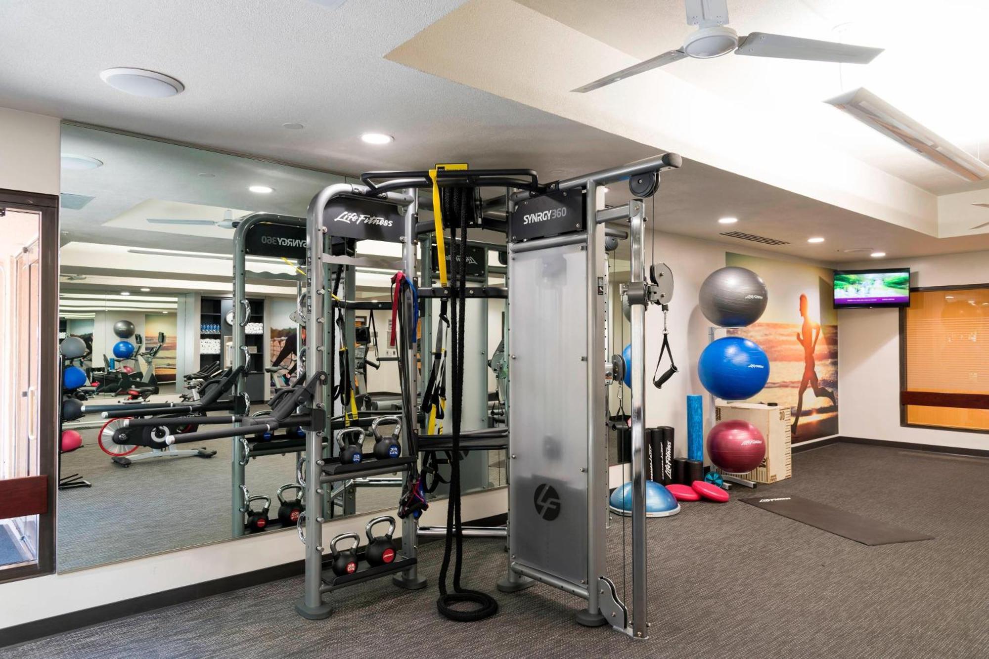 Courtyard By Marriott Livermore Bagian luar foto