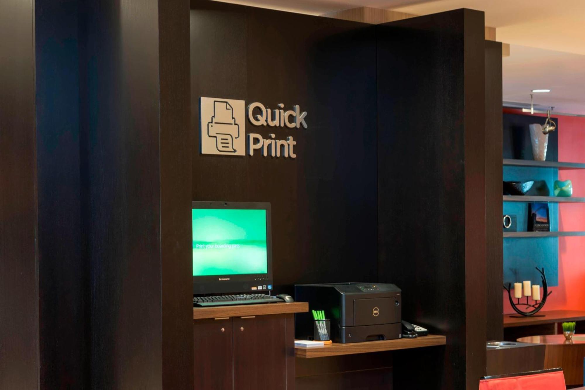 Courtyard By Marriott Livermore Bagian luar foto