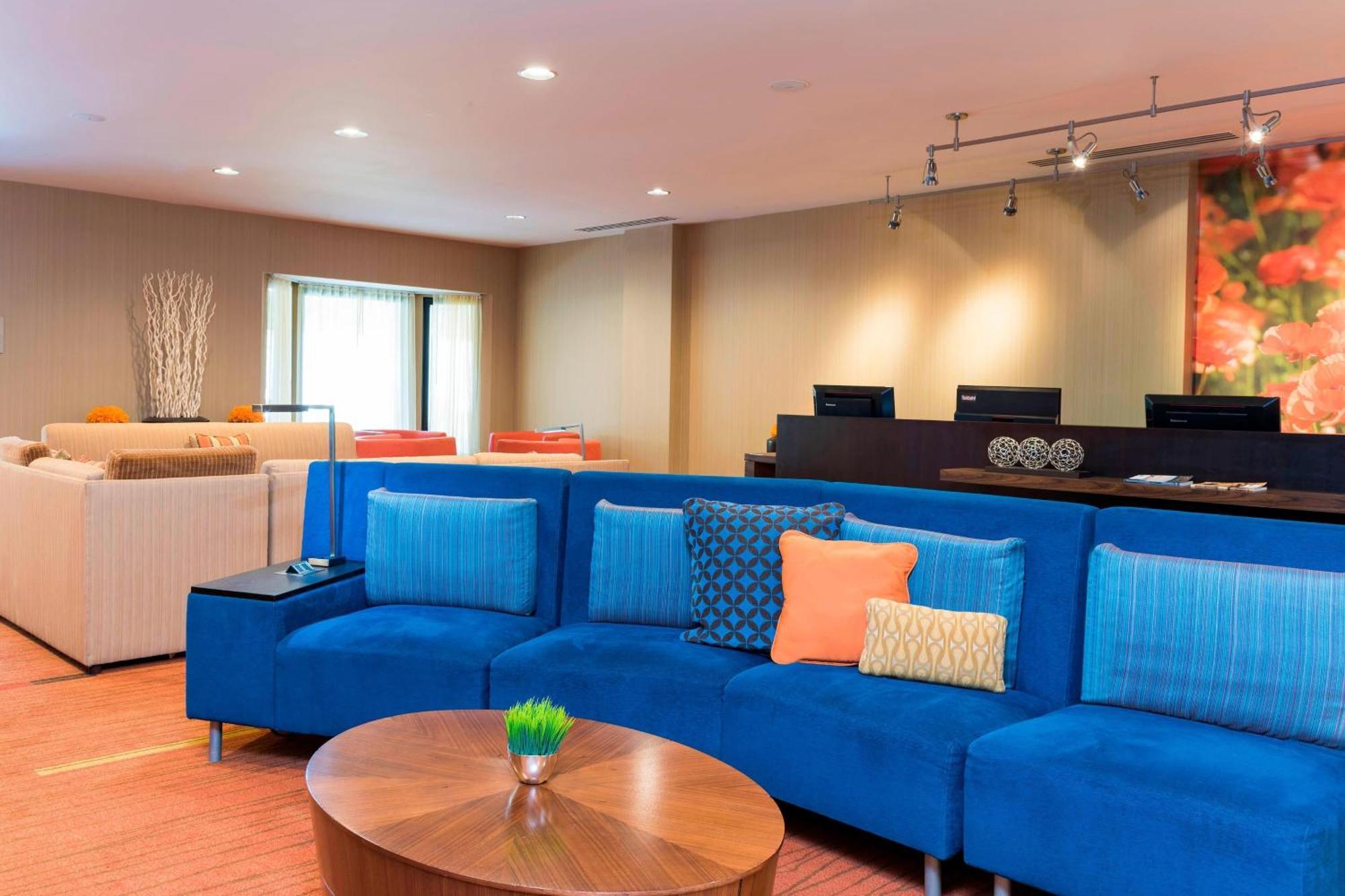 Courtyard By Marriott Livermore Bagian luar foto