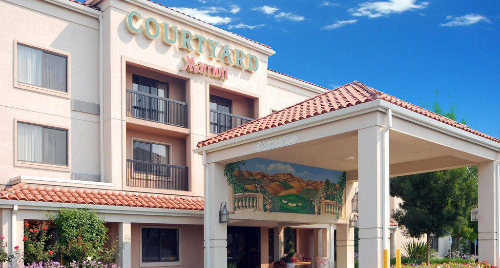 Courtyard By Marriott Livermore Bagian luar foto