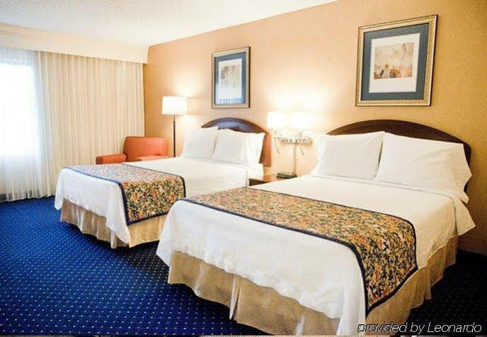 Courtyard By Marriott Livermore Bagian luar foto